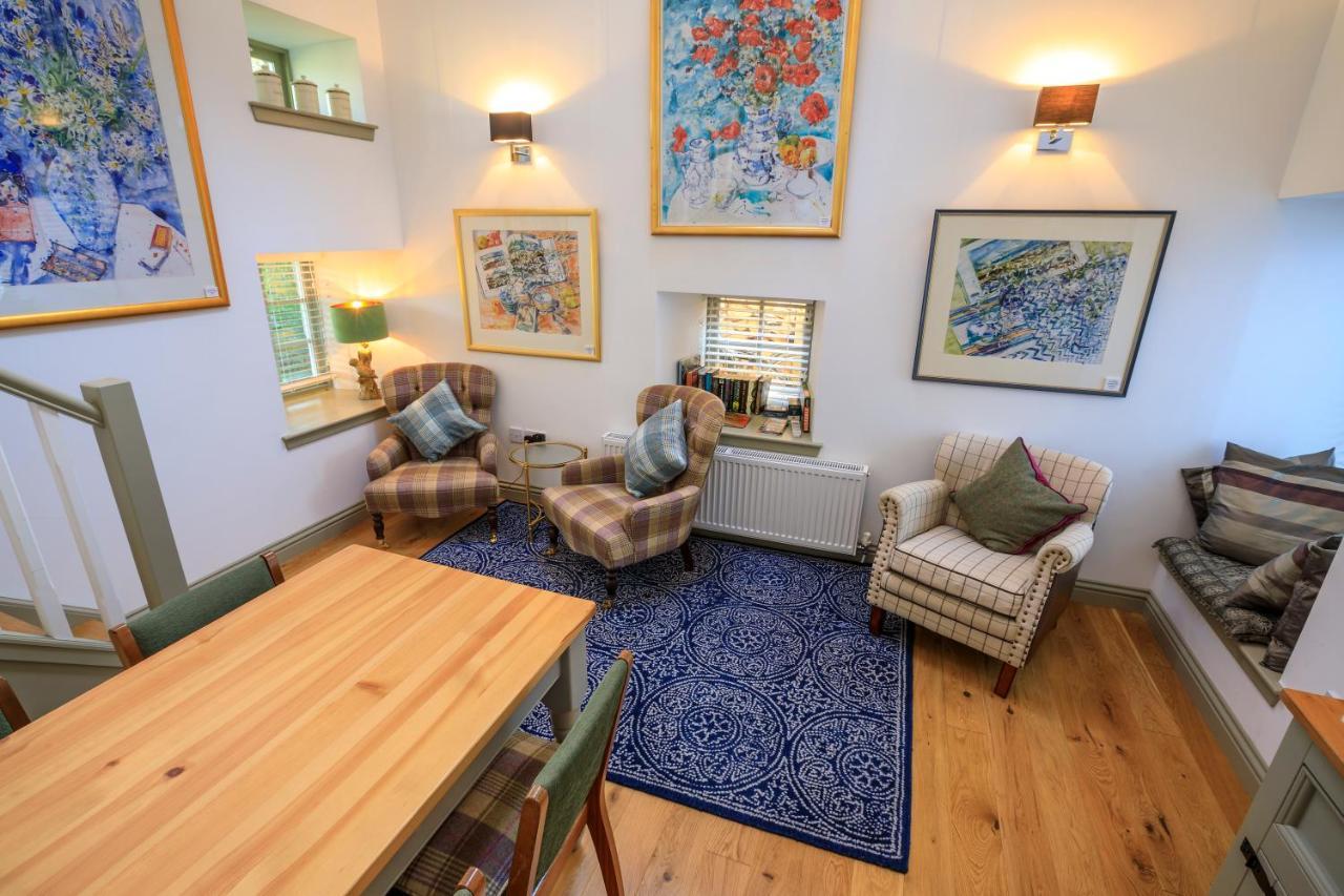 The Ruin Luxury B&B Falkland Bagian luar foto